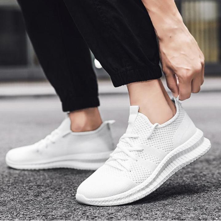 Men’s Non-Slip Walking Sneakers