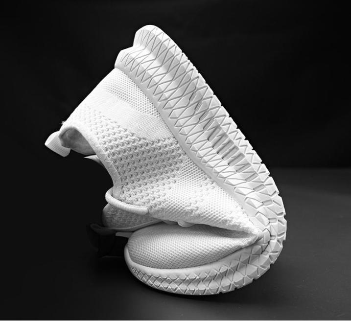 Men’s Non-Slip Walking Sneakers