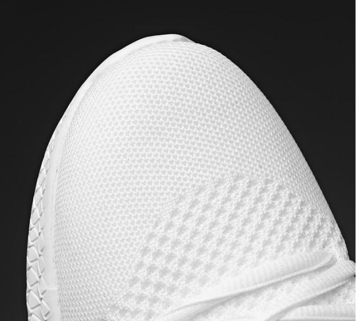 Men’s Non-Slip Walking Sneakers