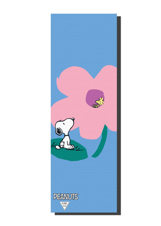 Peanuts Snoopy and Woodstock Blue Flower Mat